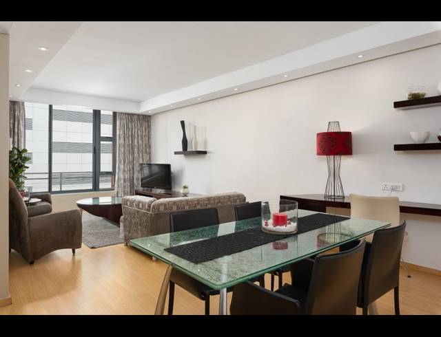 1 BEDROOM APARTMENT FOR SALE IN CAPE TOWN CITY CENTRE